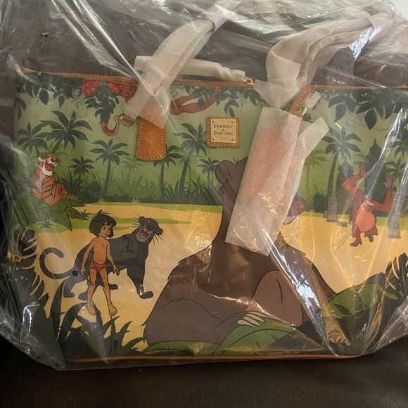 NWT Disney dooney and bourke jungle book tote - Picture 2 of 5
